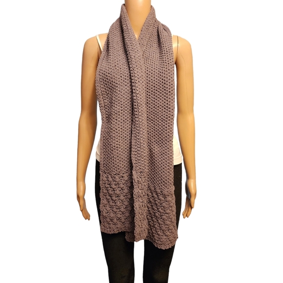 Gray Knit Scarf - Picture 1 of 6